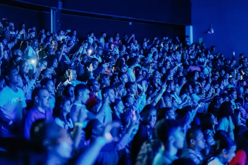 No Genre, No Problem: Why Pop Listeners Are Ditching Labels and Loving Every Minute of It