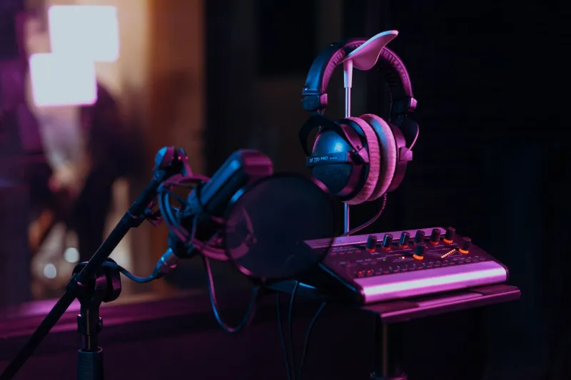 You Were About to Swipe — Then That Happened: The Secret Science Behind a Song's Make-or-Break Moment
